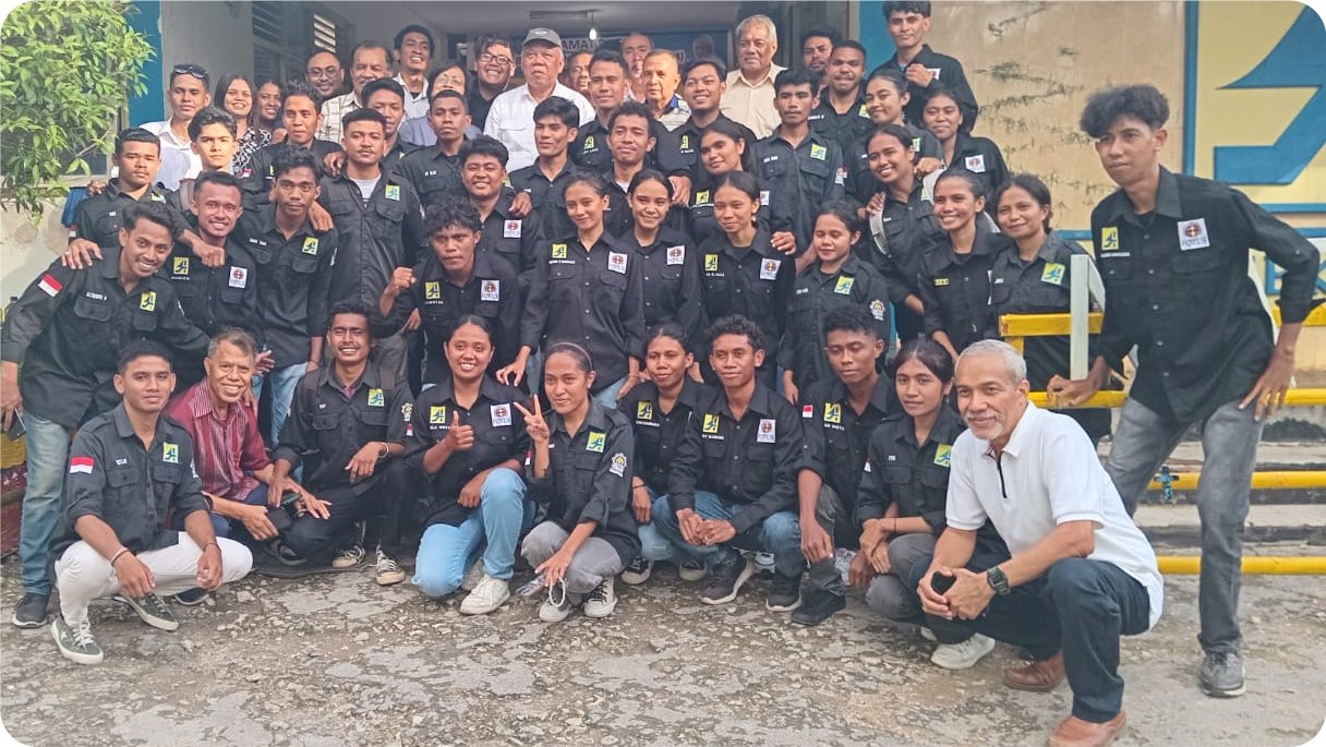 Mahasiswa Akademi Teknik Kupang